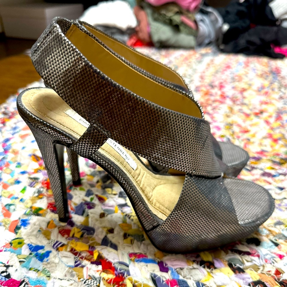Diane Von Furstenberg heels. Silver/black metallic. Size 7.